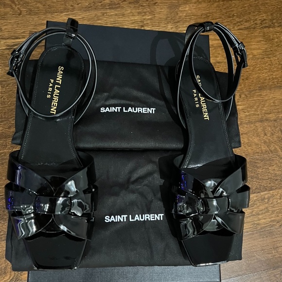 Saint Laurent Tribute Buckled Sandals Black Patent Leather Flat - Picture 1 of 5